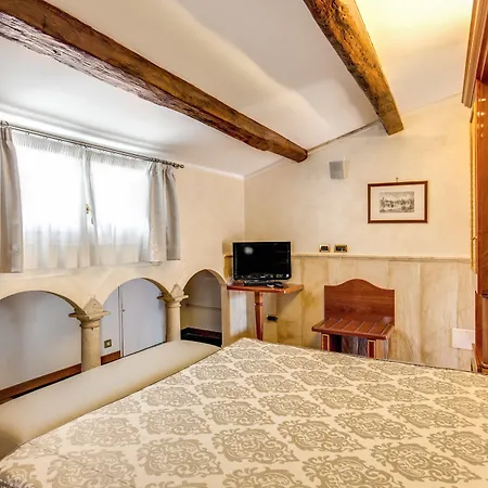 Pantheon Rooms